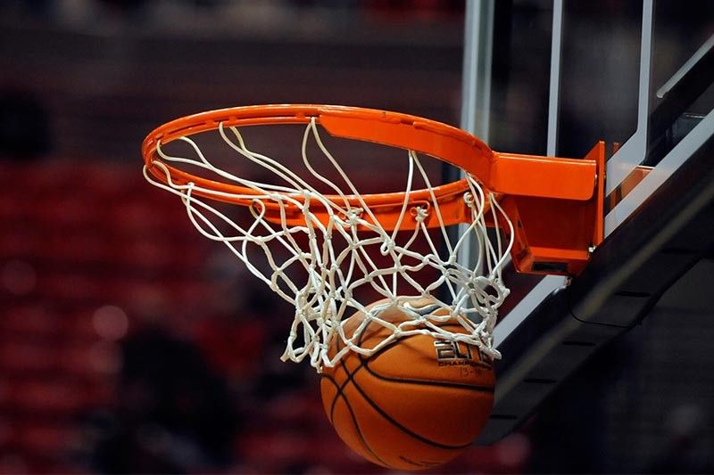 乒乓球台上的风景